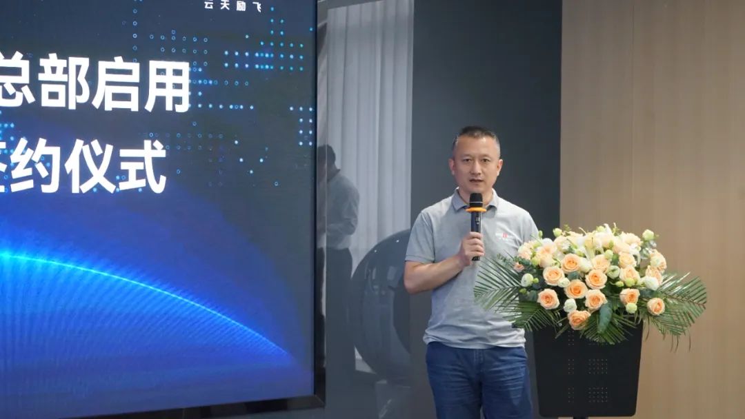 1c06460a9e6c989ba73c3f0f0b3db7171664422034.jpg 5.jpg